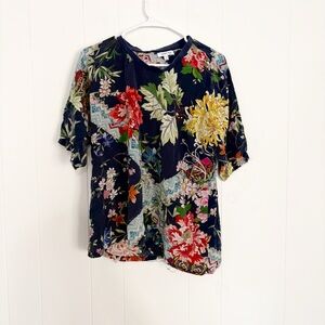 Johnny Was Multicolor Floral Top Size L Casual Comfort